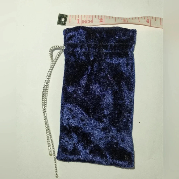 Navy  blue velour pouch - Picture 3 of 4